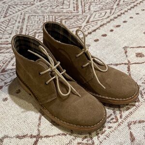 Women's Brown Suede Chukka Boots